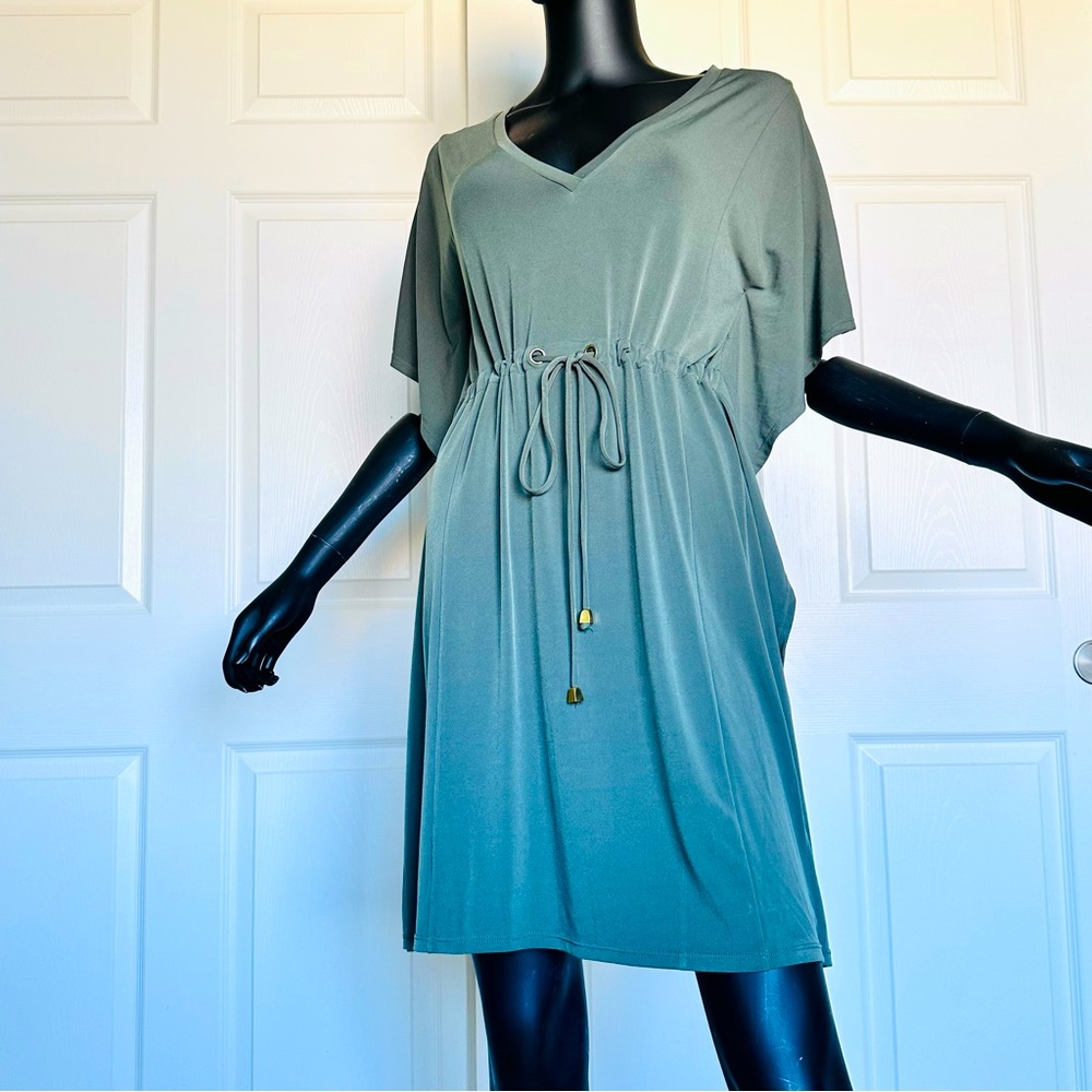 NWT Calvin Klein kaftan dress relaxed stretch Jersey green size 6